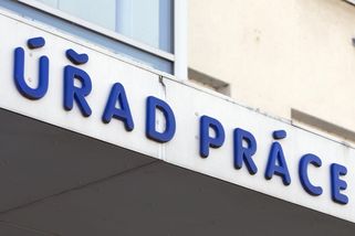 Nezaměstnanost se pomalu šplhá k pěti procentům - Novinky